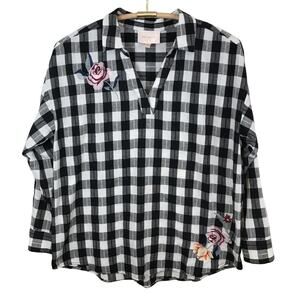 Skies Are Blue Black and White Check Embroidered Blouse Size Large